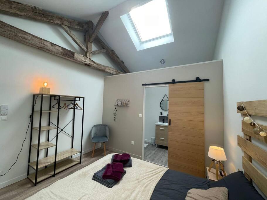Maison Les Iris - 3 Chambres Et 3 Salles De Bain - 3 A 6 Personnes - Futuroscope アヴァントン エクステリア 写真